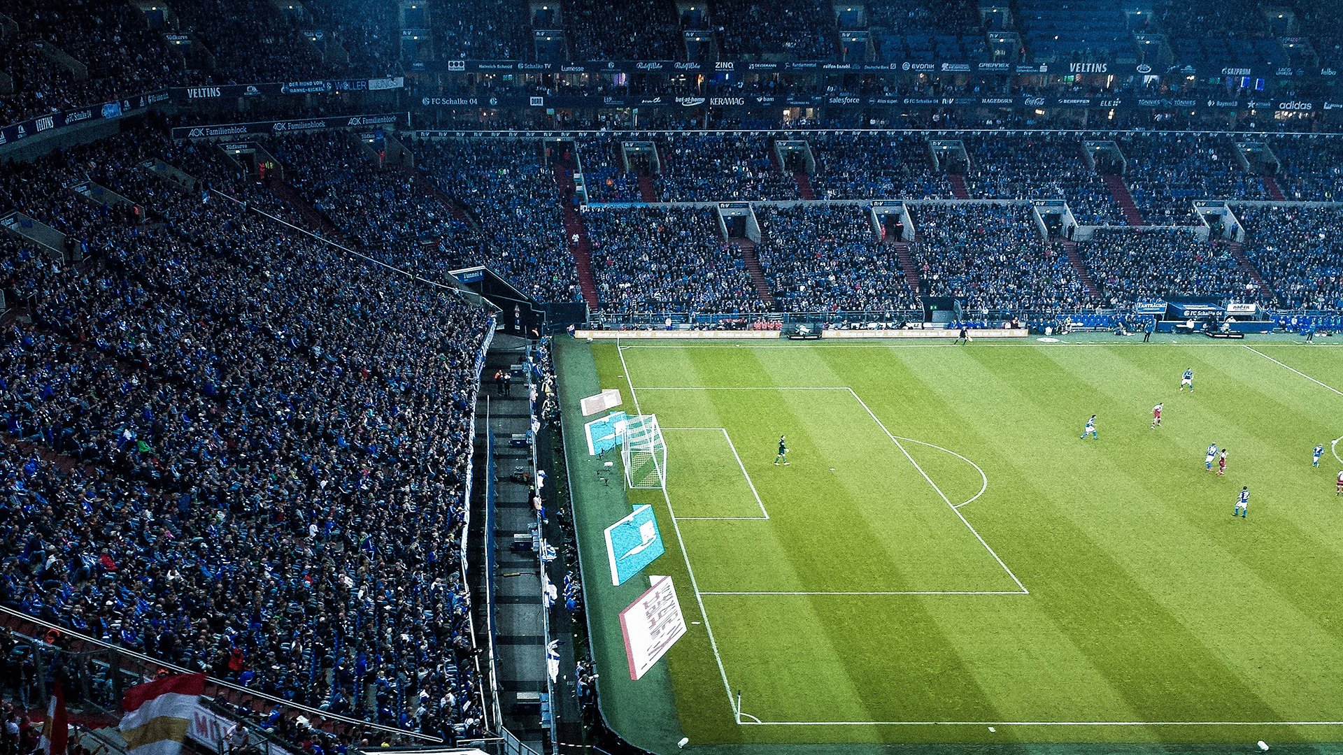 体能储备合理，后半程体速回落小，体能储备期